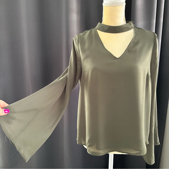 Skies are blue long sleeve blouse Sz S . - Picture 2 of 3